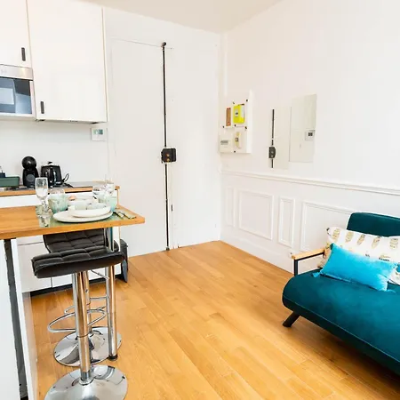 Cozy In Near Paris Attractions Clamart