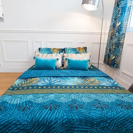 Cozy In Near Paris Attractions Apartment *