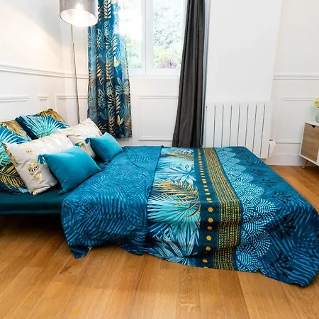 Cozy In Near Paris Attractions Apartment Clamart