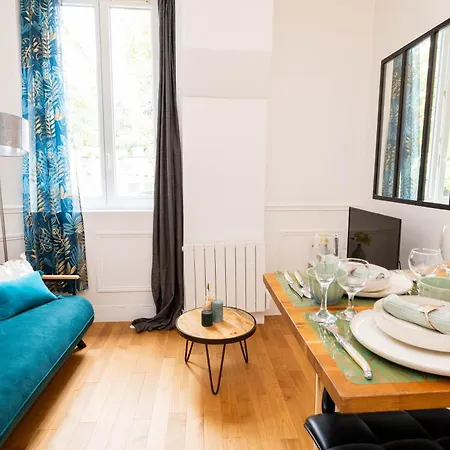 Apartment Cozy In Near Paris Attractions Clamart